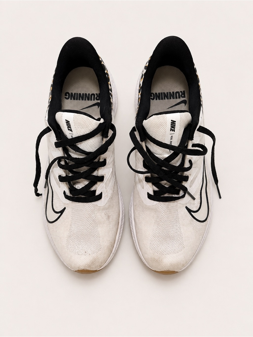 Nike Women's Athletic Sneakers - White with Black and Leopard Accent Size 9.5 - Picture 6 of 7